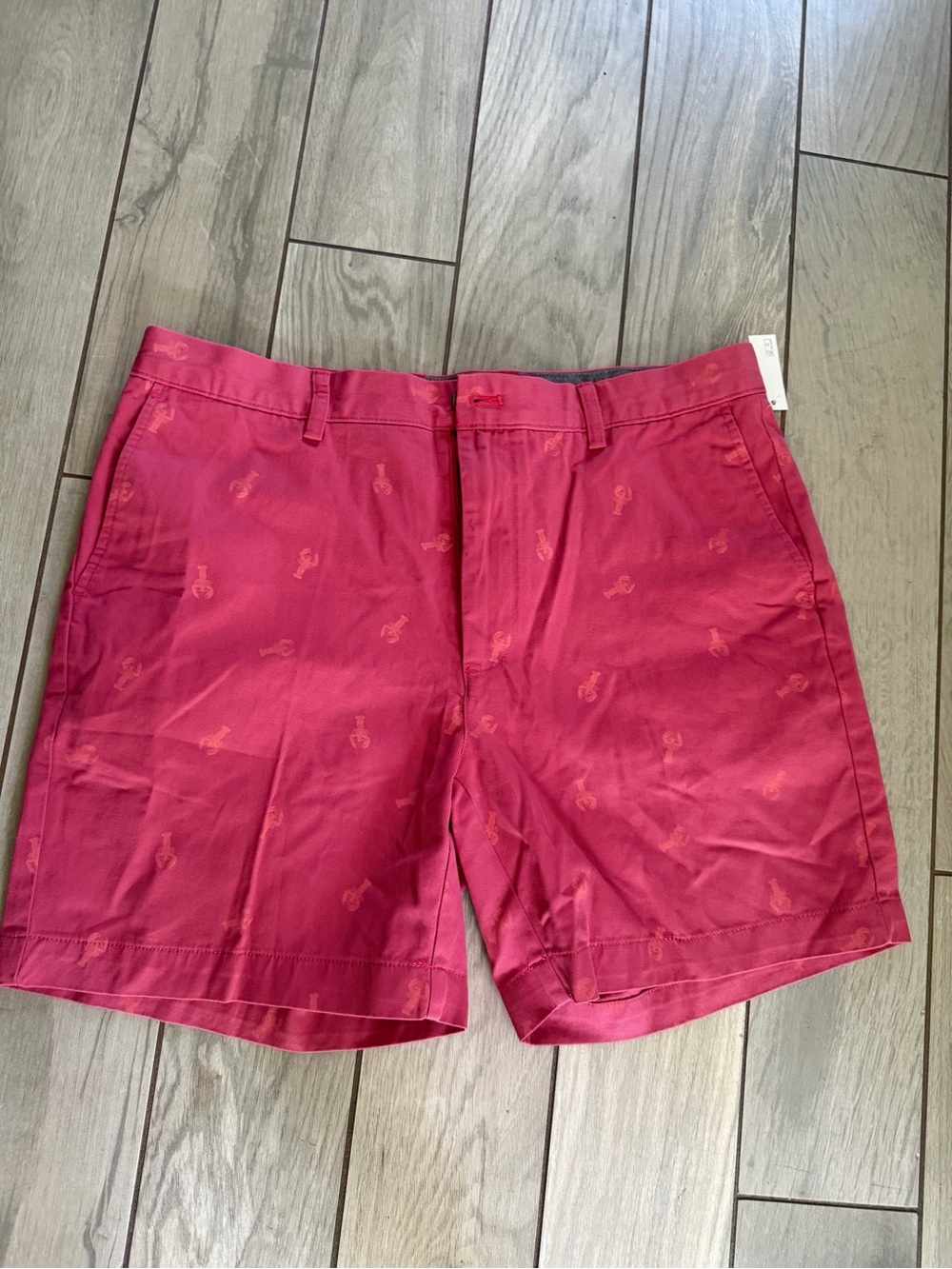 NWT Men’s classic 7” short shorts size 36 with lobster print